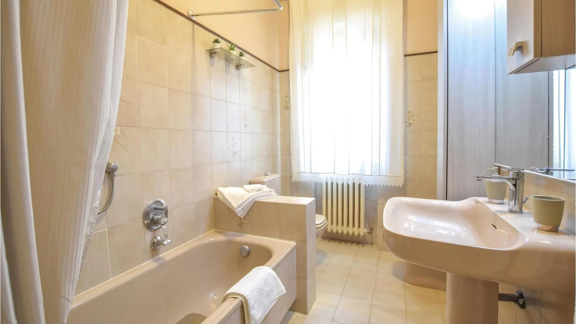 Lovely Apartment In Camaiore With Wifi