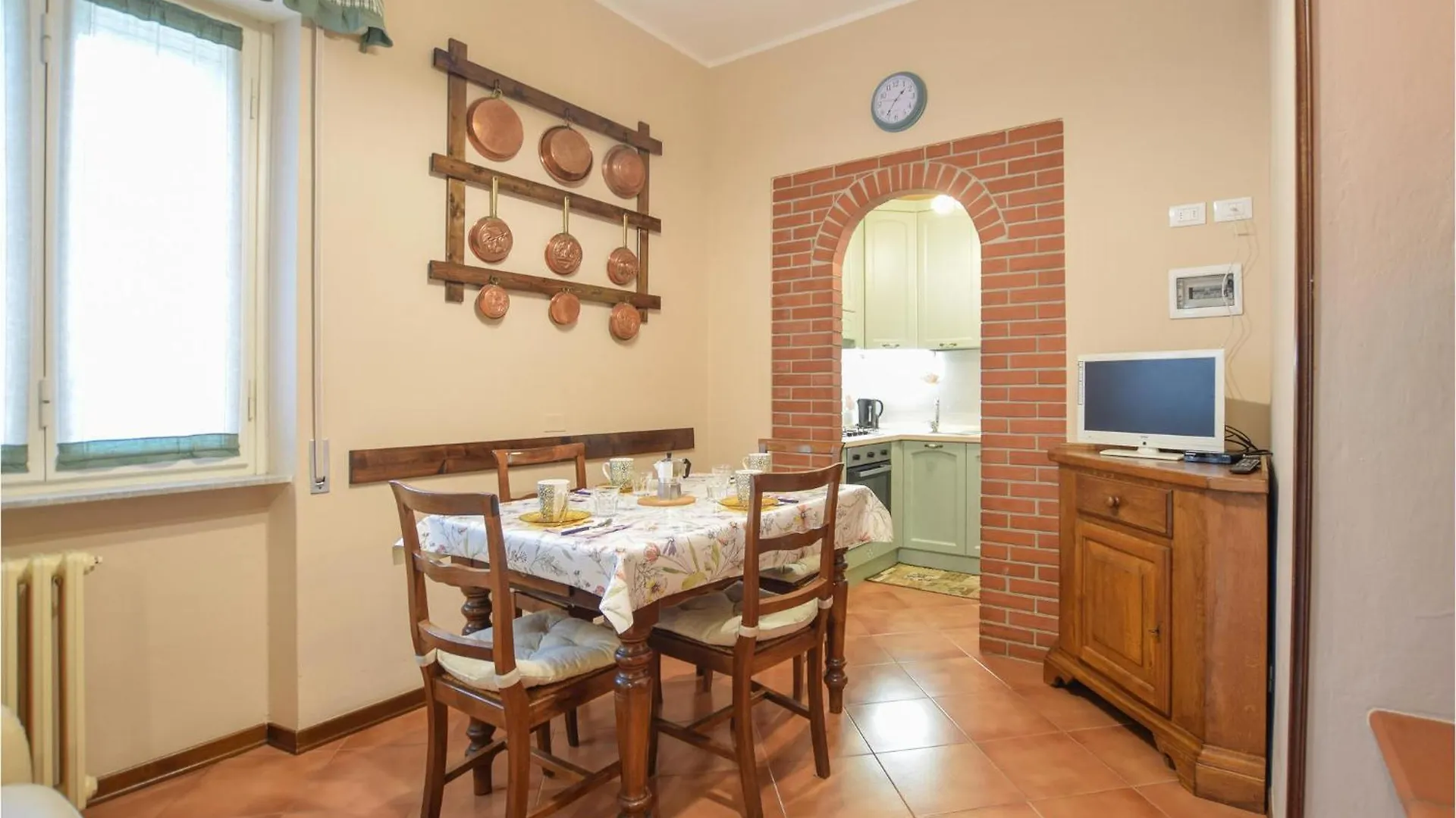 Lovely Apartment In Camaiore With Wifi Włochy