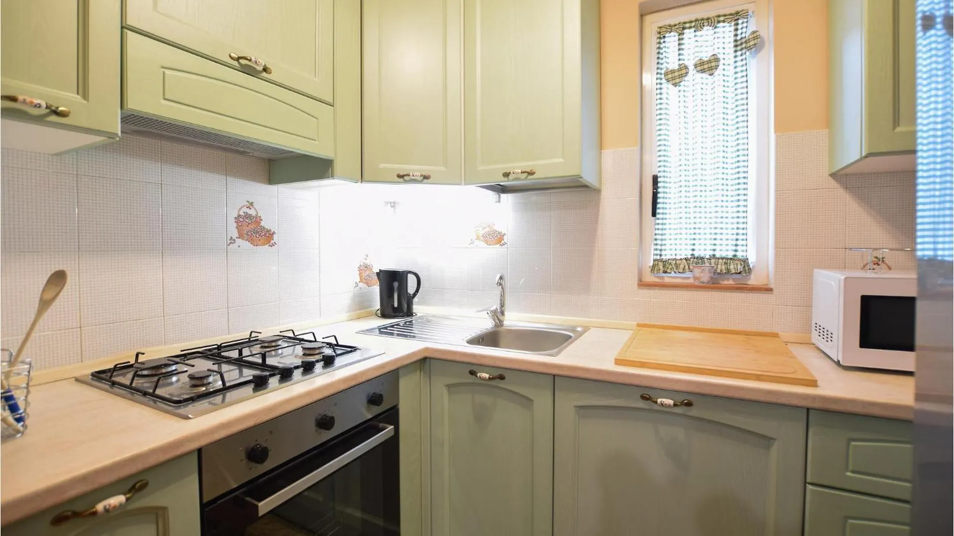 Lovely Apartment In Camaiore With Wifi